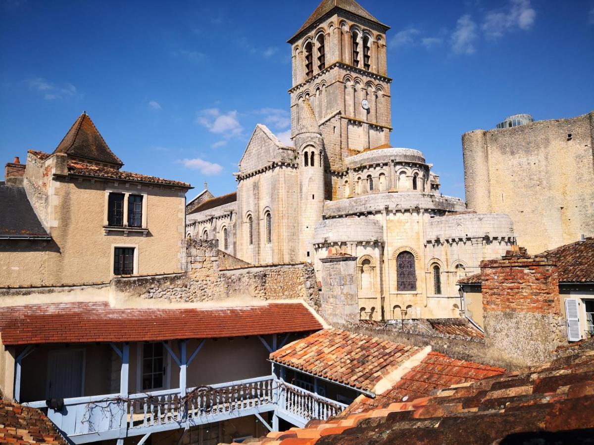 Le Clou Daire Chauvigny Dış mekan fotoğraf
